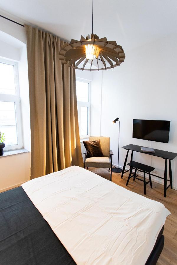 Stilvolle Wohnung Mit Ruhig Gelegenem Balkon 维也纳 外观 照片